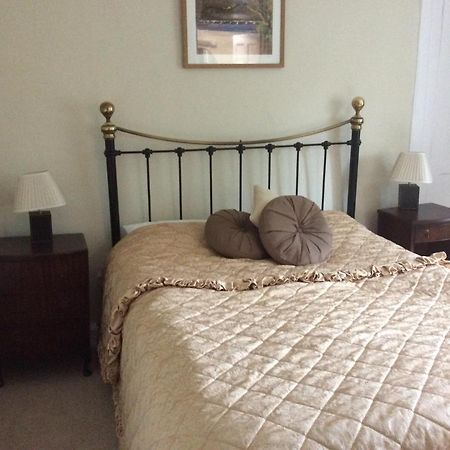 Zeal Farm Bed & Breakfast ดัลเวอร์ตัน ภายนอก รูปภาพ