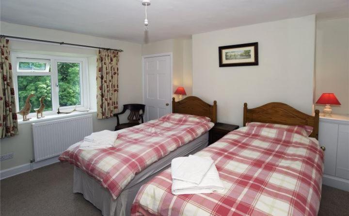 Zeal Farm Bed & Breakfast ดัลเวอร์ตัน ภายนอก รูปภาพ